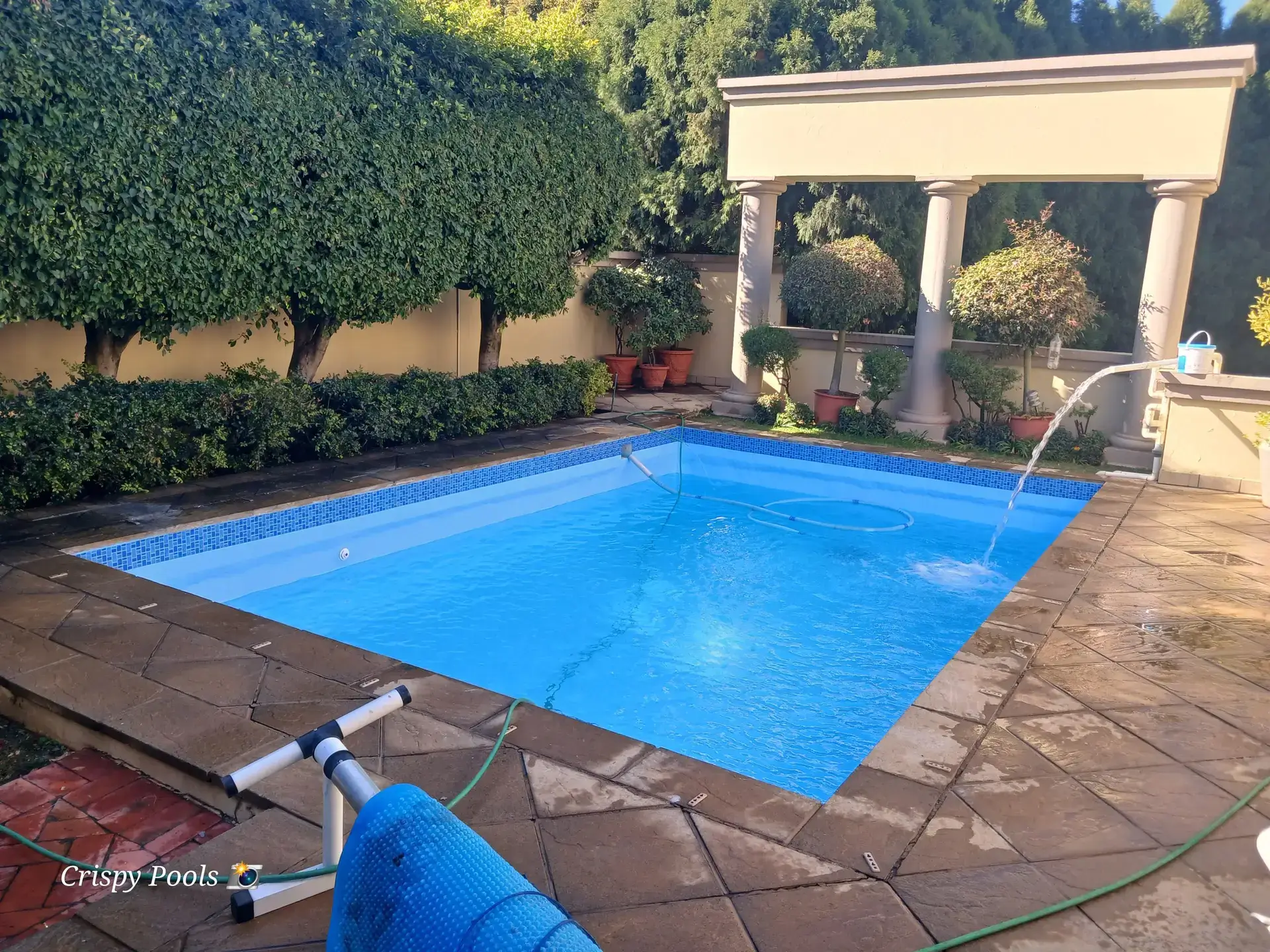 new pool- pool installationsjpg